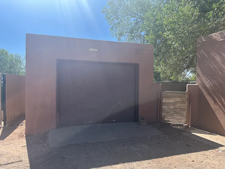 Rural living with City Convenience At Your Fingertips — Photo 18
