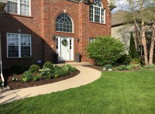 991 Heartland Dr, Yorkville, IL 60560