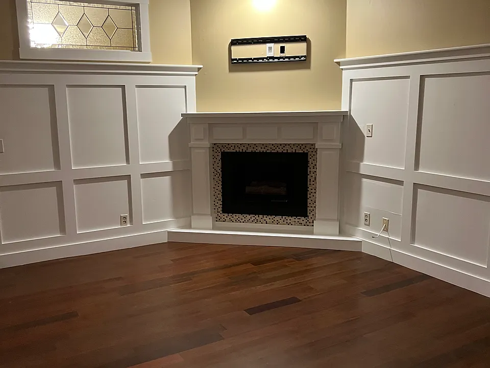 Mantle and gas woeking fireplace