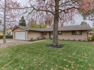 4175 Meander Dr, Redding, CA 96001