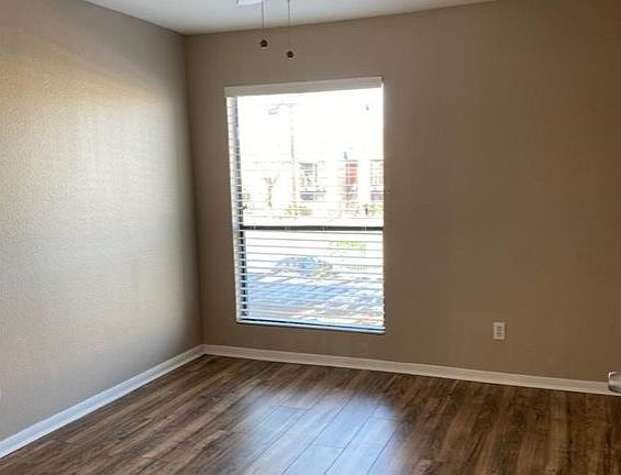 4th image of 2824 S Bartell Dr APT 29