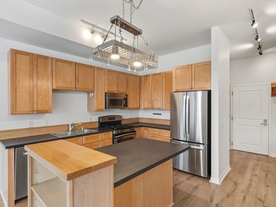 209 8th St E APT 308, Saint Paul, MN, 55101