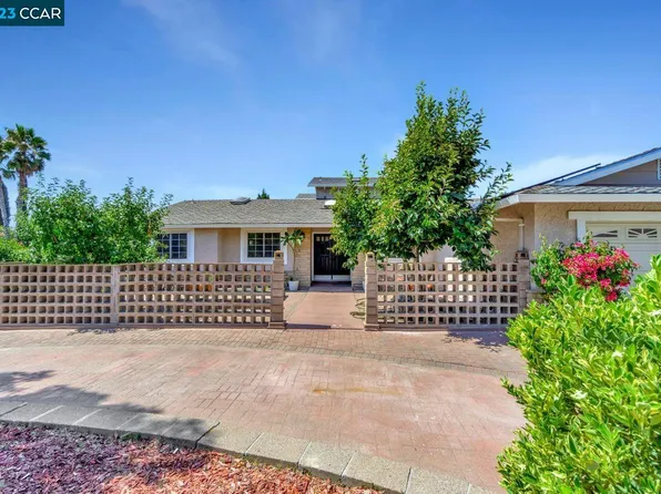 2109 La Orinda Pl, Concord, CA 94518