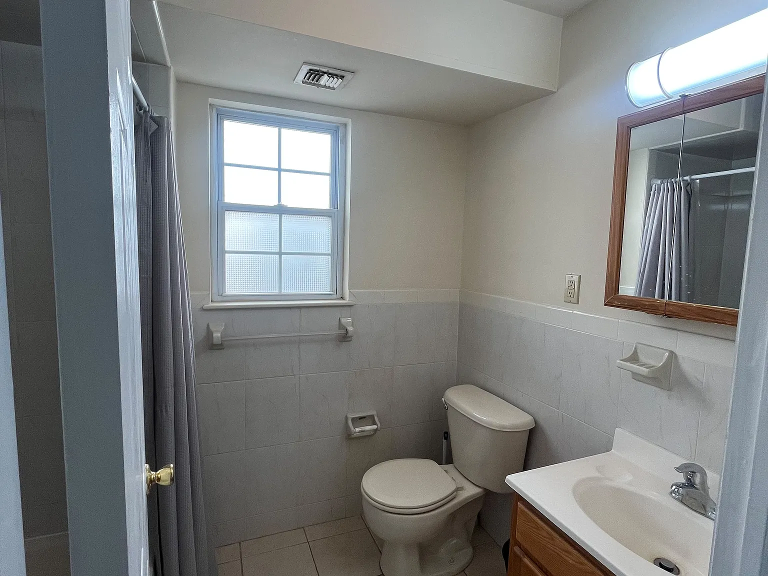 117 Hudson Street (UH | T1) - 2 - 3 Master Suite — Photo 4