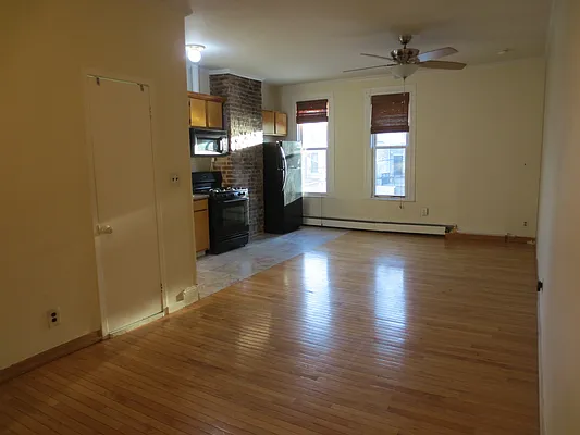 Rented by Block & Lot Real Estate | media 28