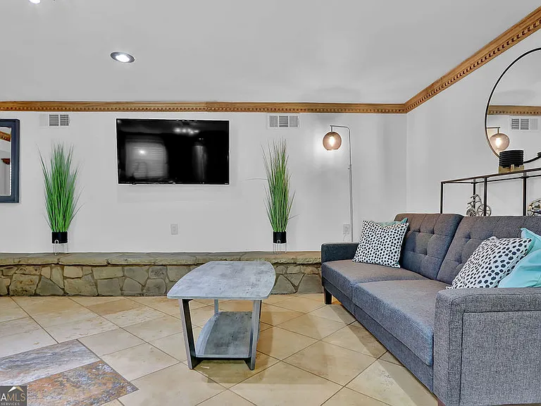 4081 Ashford Dunwoody Rd NE — Photo 54