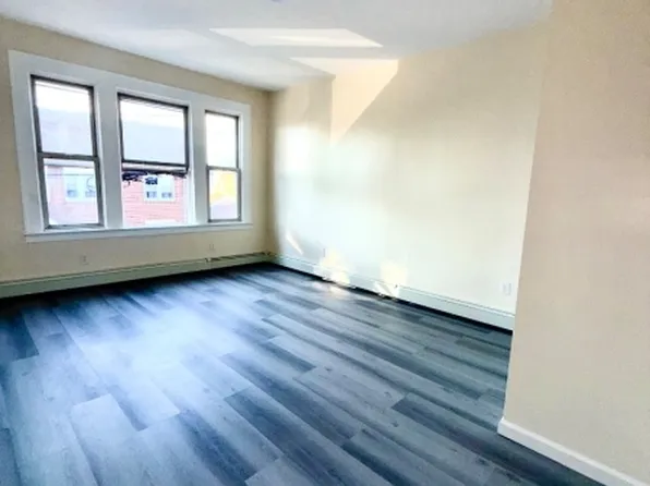 37 Field Pl #2R, Newark, NJ 07112