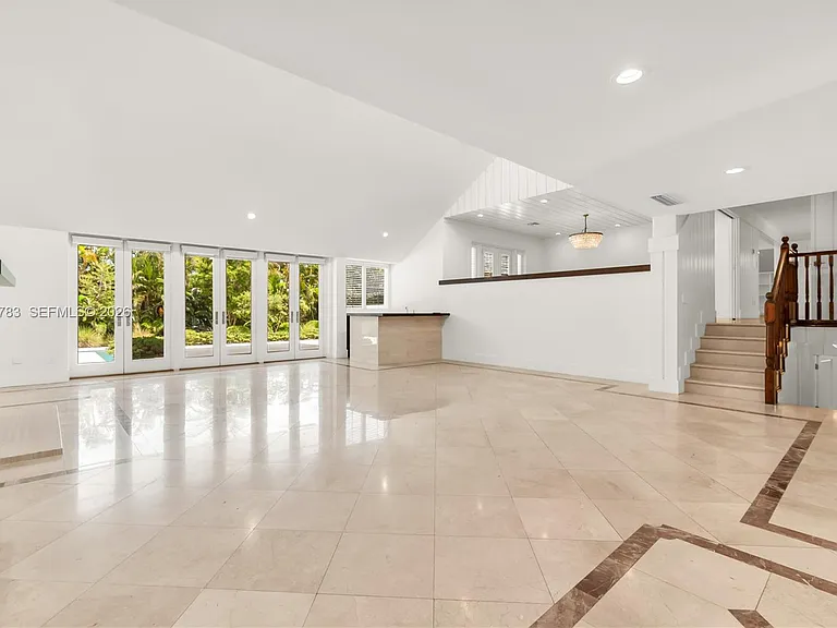 451 Ridge Rd — Photo 13