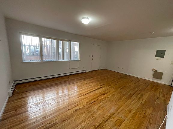 4th image of 29-15 31st Ave #1A