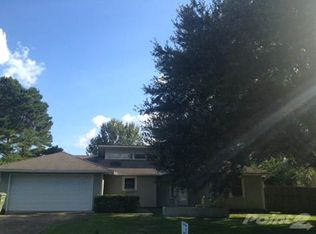 805 W Magnolia Ave, Foley, AL 36535