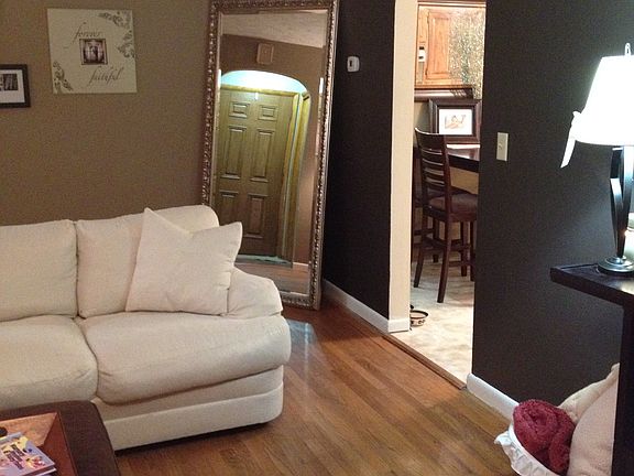 3rd image of 1415 W C St