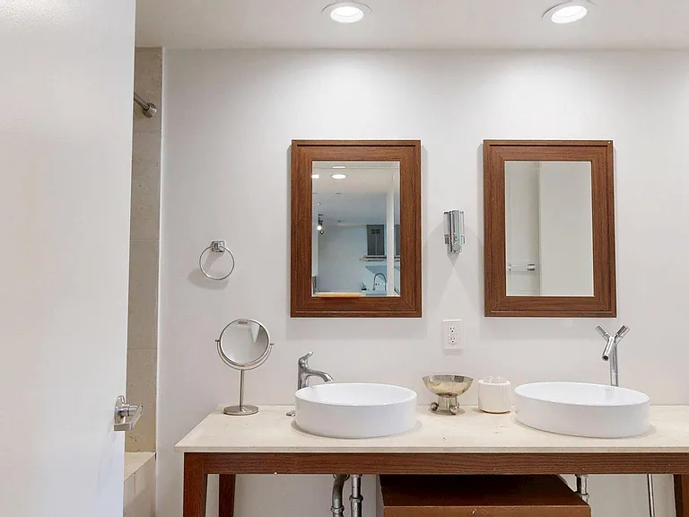 485 Brickell Ave #2107 — Photo 39