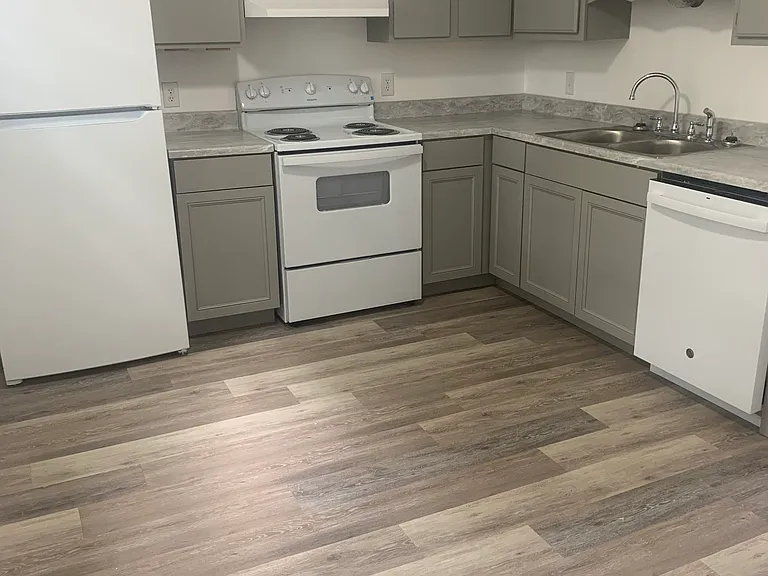 2828 Vista Ln — Photo 5