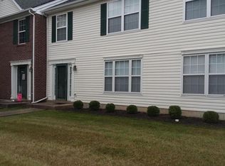 9408 Bayberry Green Ln, Louisville, KY 40291