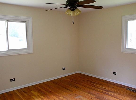 5th image of 1300 Highland Blvd