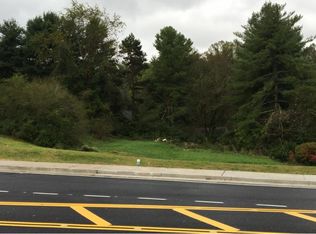 1909 Indian Ridge Rd, Johnson City, TN 37604