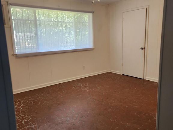4th image of 3726 Southland St