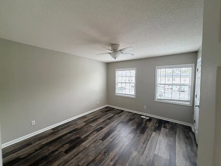 Center Town Condominiums — Photo 99