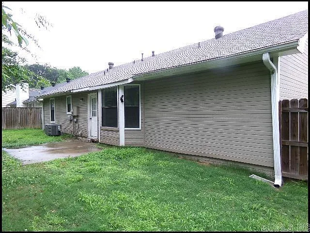 106 Dales Dr — Photo 3