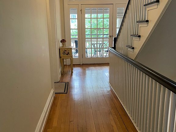 2nd image of 2710 Stuart Ave Unit 8