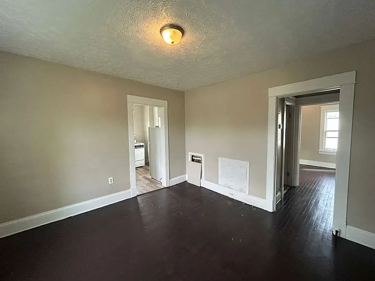 750 E 96th St #1 — Photo 6