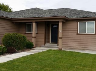 1704 Ala Moana Way, West Richland, WA