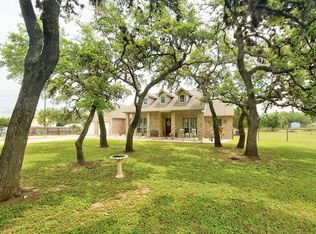 713 Liveoak Dr, Johnson City, TX 78636