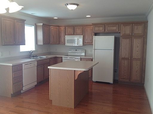 2nd image of 114 Old Schoolhouse Ln