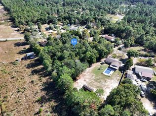 3 James Ct, Defuniak Springs, FL 32433