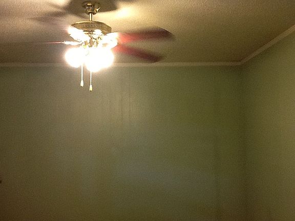 5th image of 1039 Fordham St