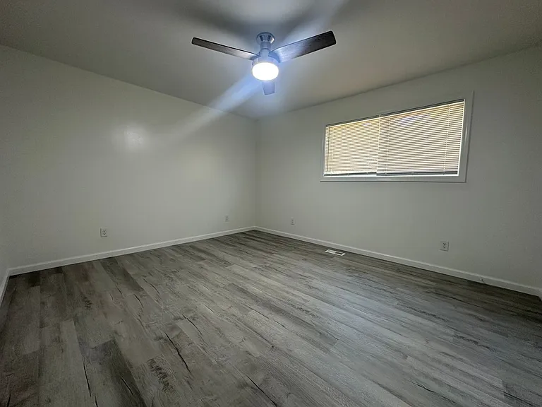 320 Myrtlewood Cir — Photo 22