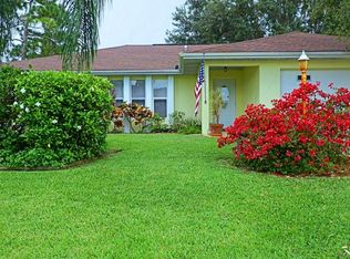 1232 SE Mendavia Ave, Port Saint Lucie, FL 34952