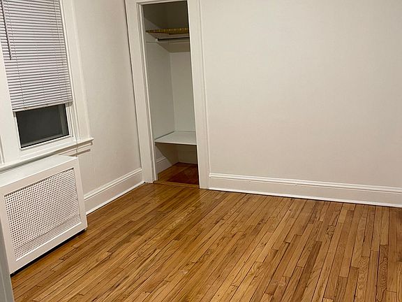 4th image of 269 Jessamine Ave #1