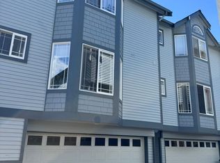 715 N 43rd St, Seattle, WA 98103