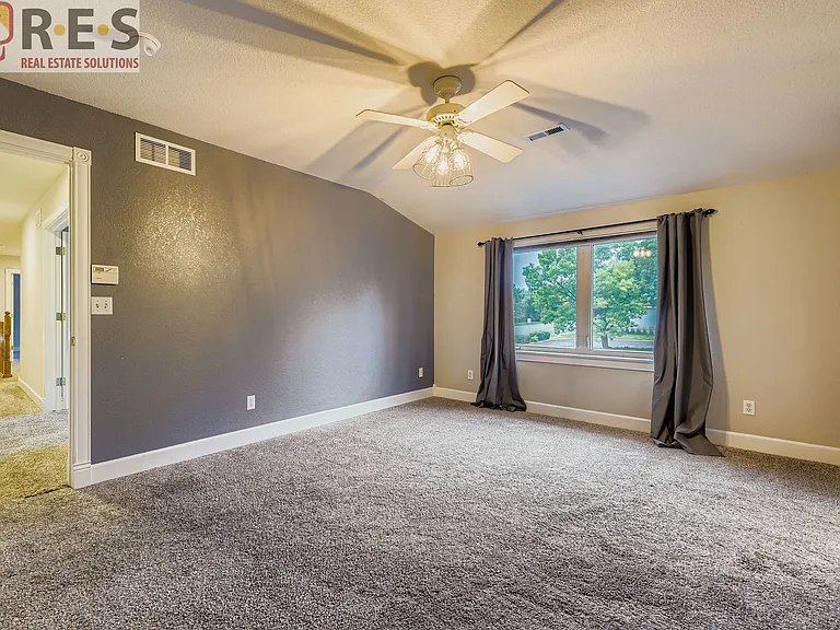 2695 S University Blvd — Photo 19
