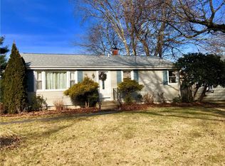 83 Bateman Ave, Cranston, RI 02920