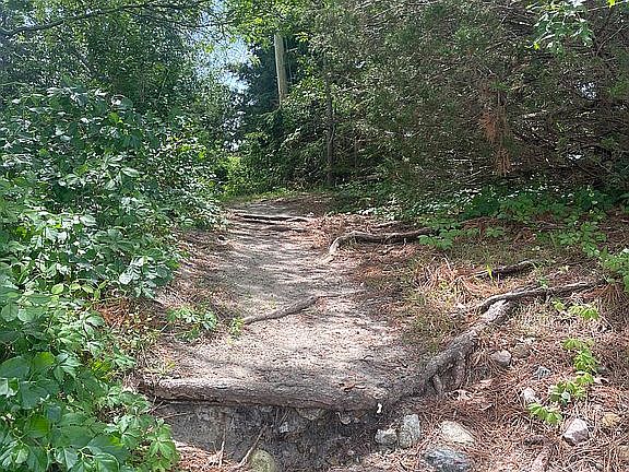 2nd image of 46 Wianno Rd