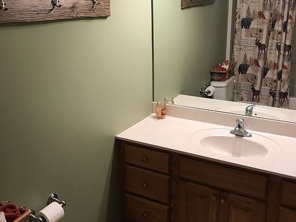 5th image of 4101 Fieldcrest Dr