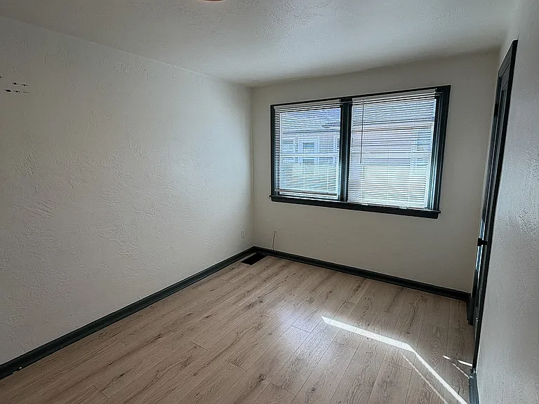 446 N Hancock Ave #446 — Photo 11