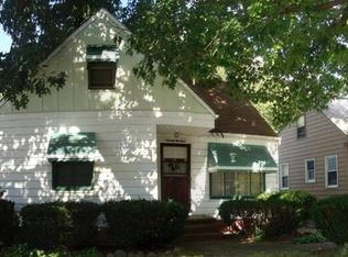 2013 Green Rd, Cleveland, OH 44121