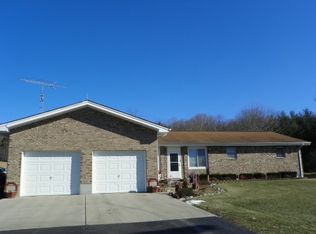 8798 E Pipe Creek Rd, Sunman, IN 47041