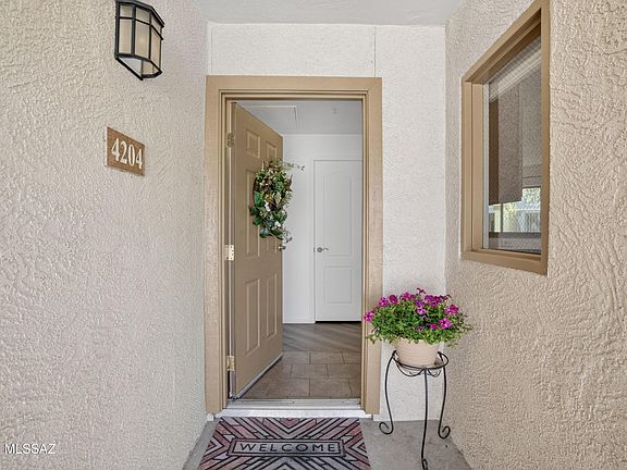 2nd image of 2550 E River Rd #Road4204