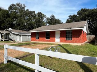 1208 Fournier Ave, Gulfport, MS 39501