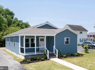 206 Race St, Vienna, MD 21869