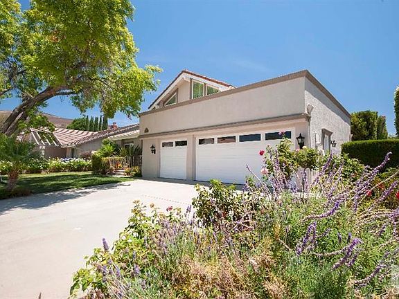 3rd image of 3261 Sawtooth Ct