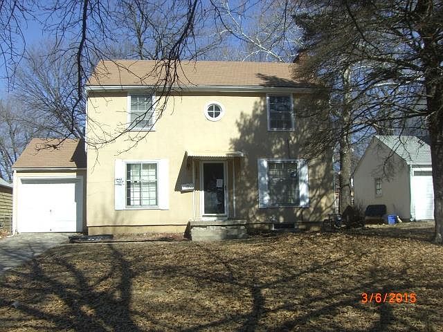 1st image of 3206 E Meyer Blvd
