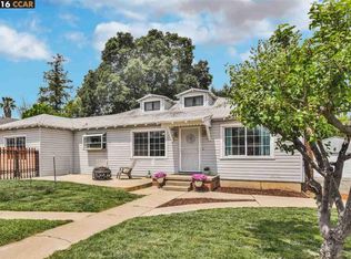 16 Benita Way, Martinez, CA 94553
