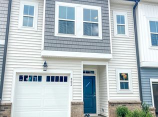 802 Oak Center Dr, Raleigh, NC 27610