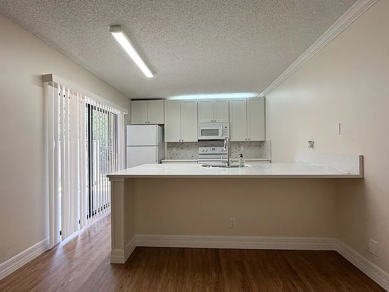 5342 Bamboo Ct — Photo 6