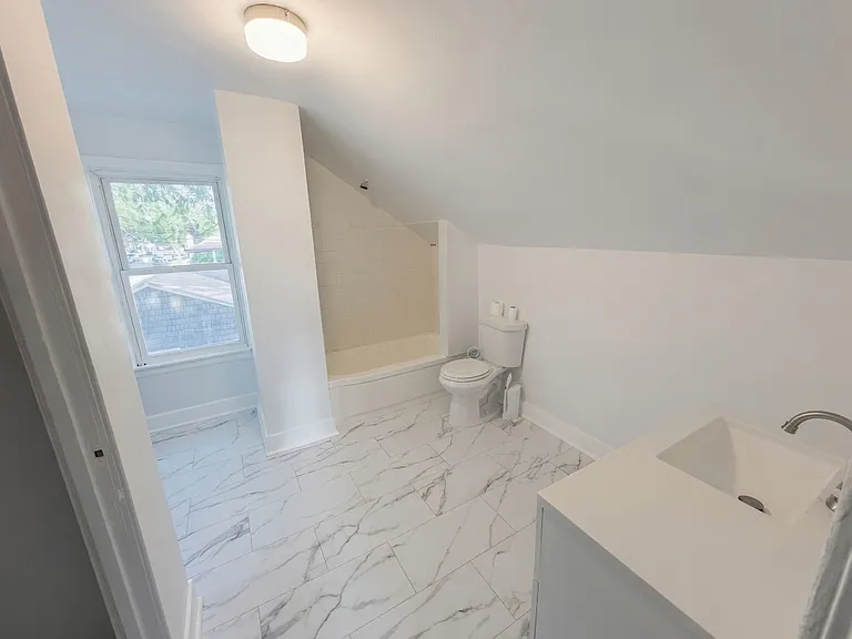 3251 N Osage Ave #2 — Photo 20